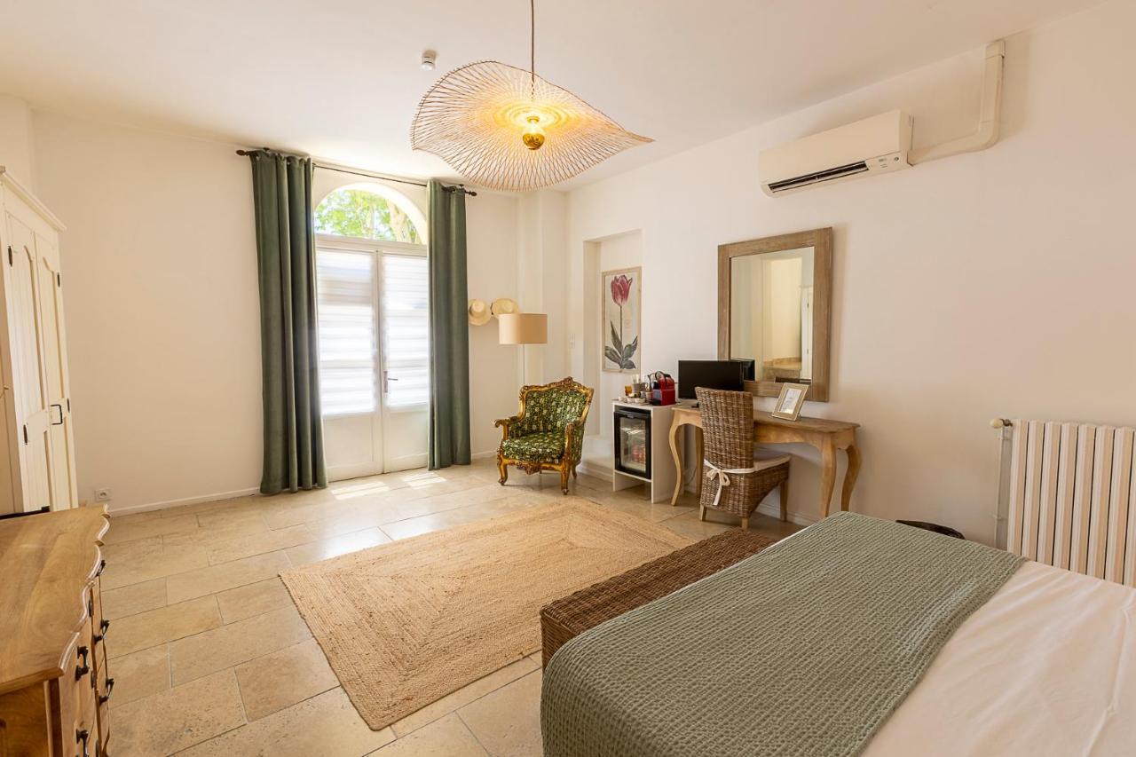 Bed and Breakfast Mas De Capelou Avignon Exterior foto