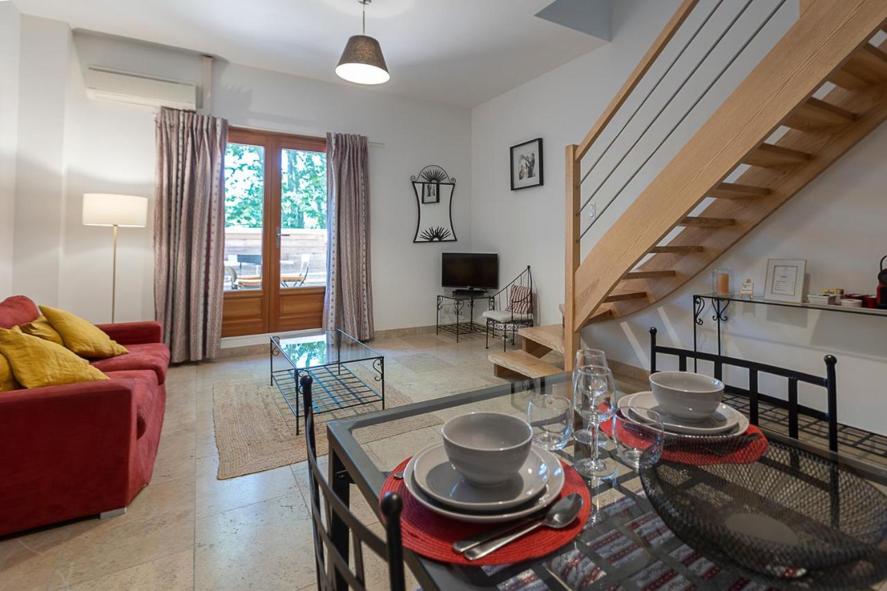 Bed and Breakfast Mas De Capelou Avignon Exterior foto