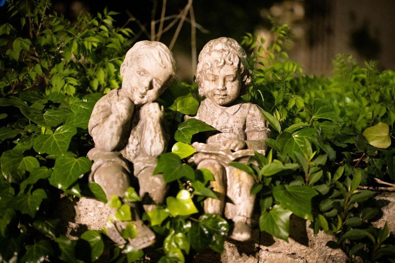 Bed and Breakfast Mas De Capelou Avignon Exterior foto