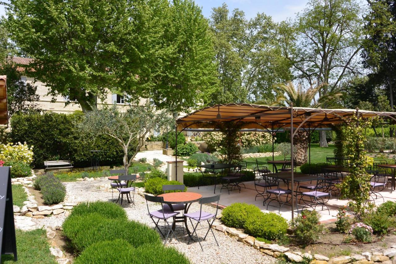 Bed and Breakfast Mas De Capelou Avignon Exterior foto